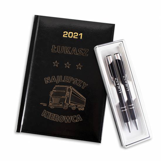 Kalendarz książkowy a5 dzienny 2021 grawer logo czarny długopisy